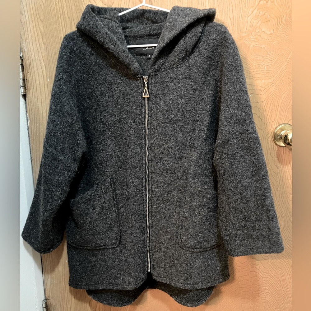 Women’s lightweight grey poly/wool jacket, size small